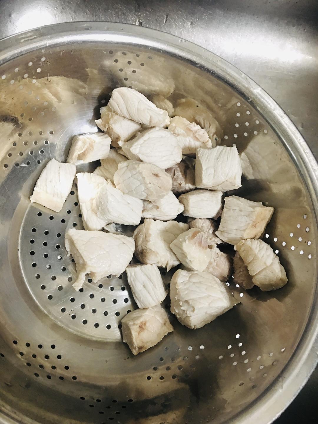 石斛太子参炖汤的做法 步骤2