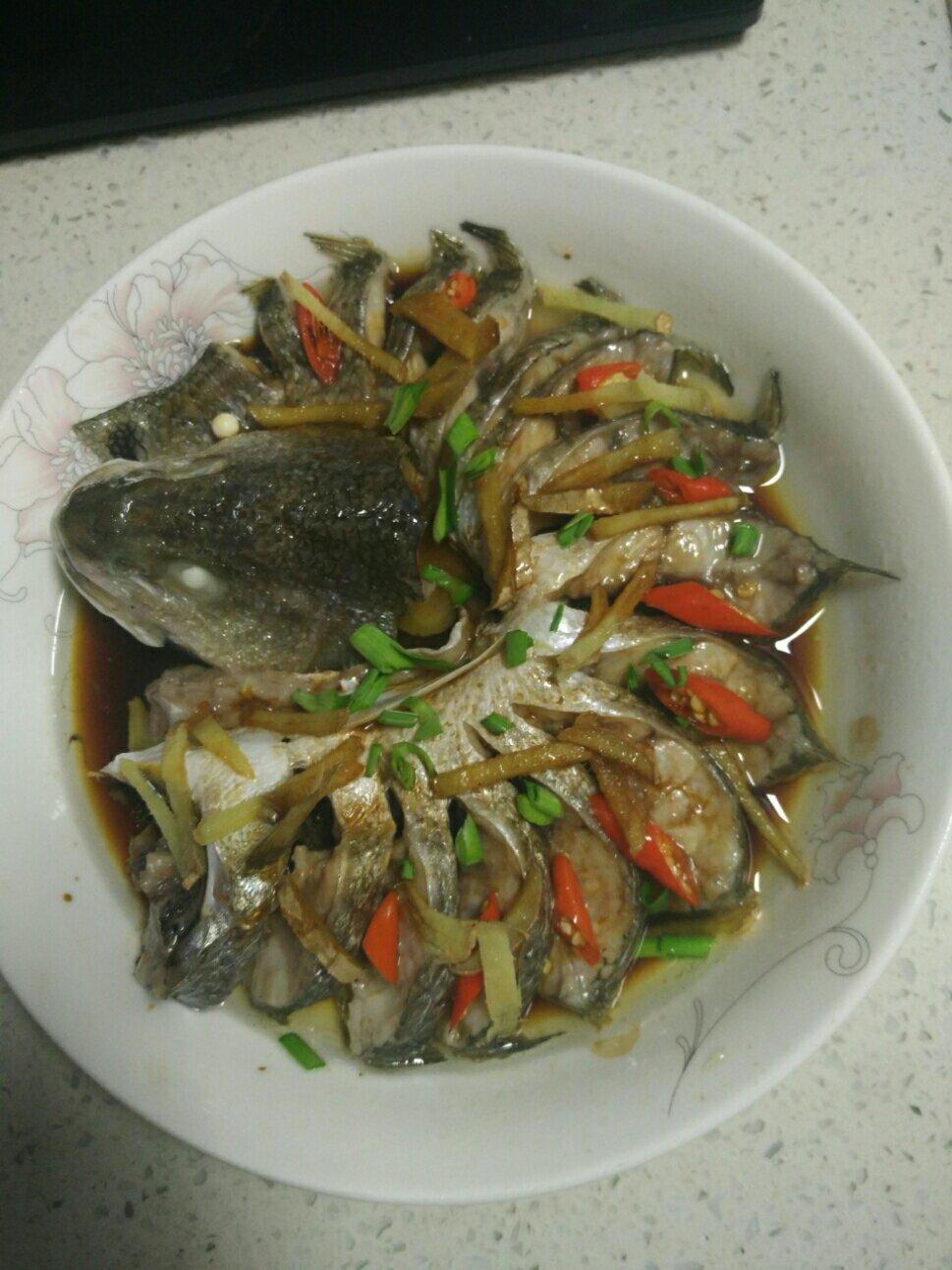 清蒸鲈鱼