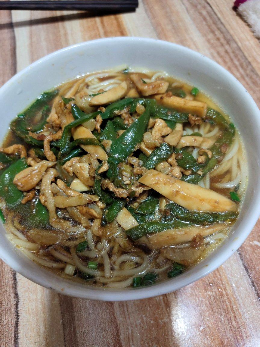 青椒肉丝面