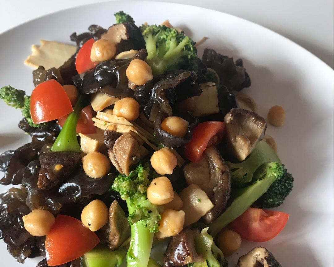 一道让人吃不厌的沙拉的做法