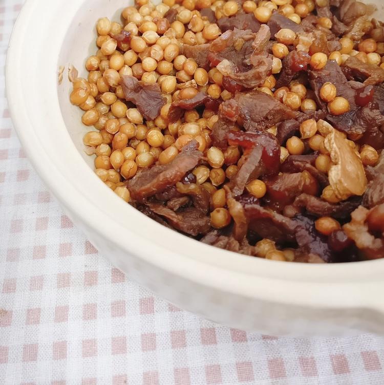 黄豆烧牛腱