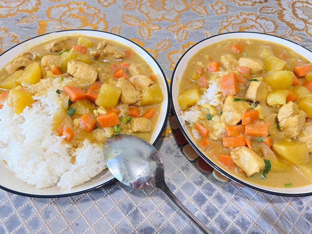 咖喱土豆鸡块