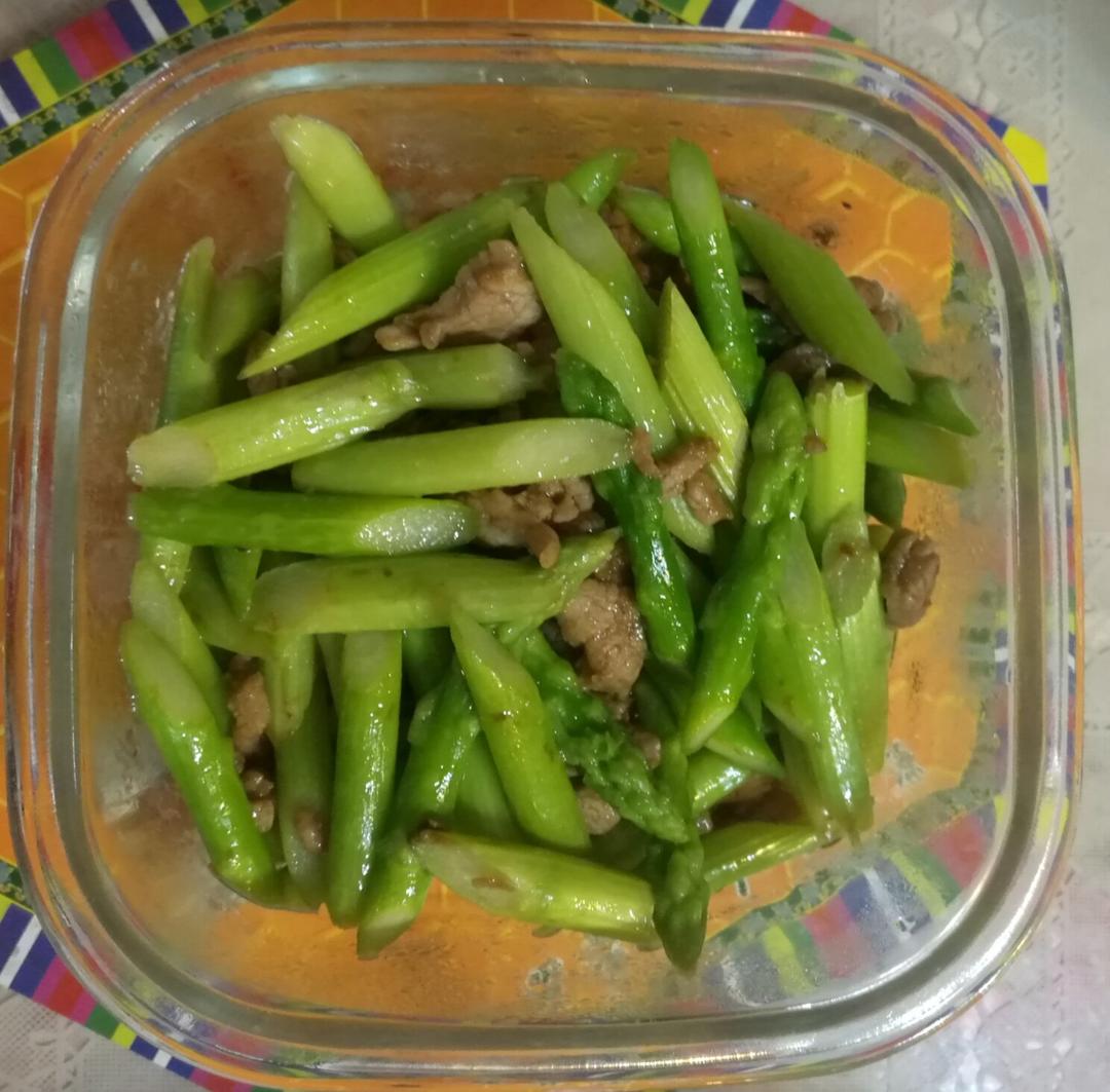 芦笋炒肉