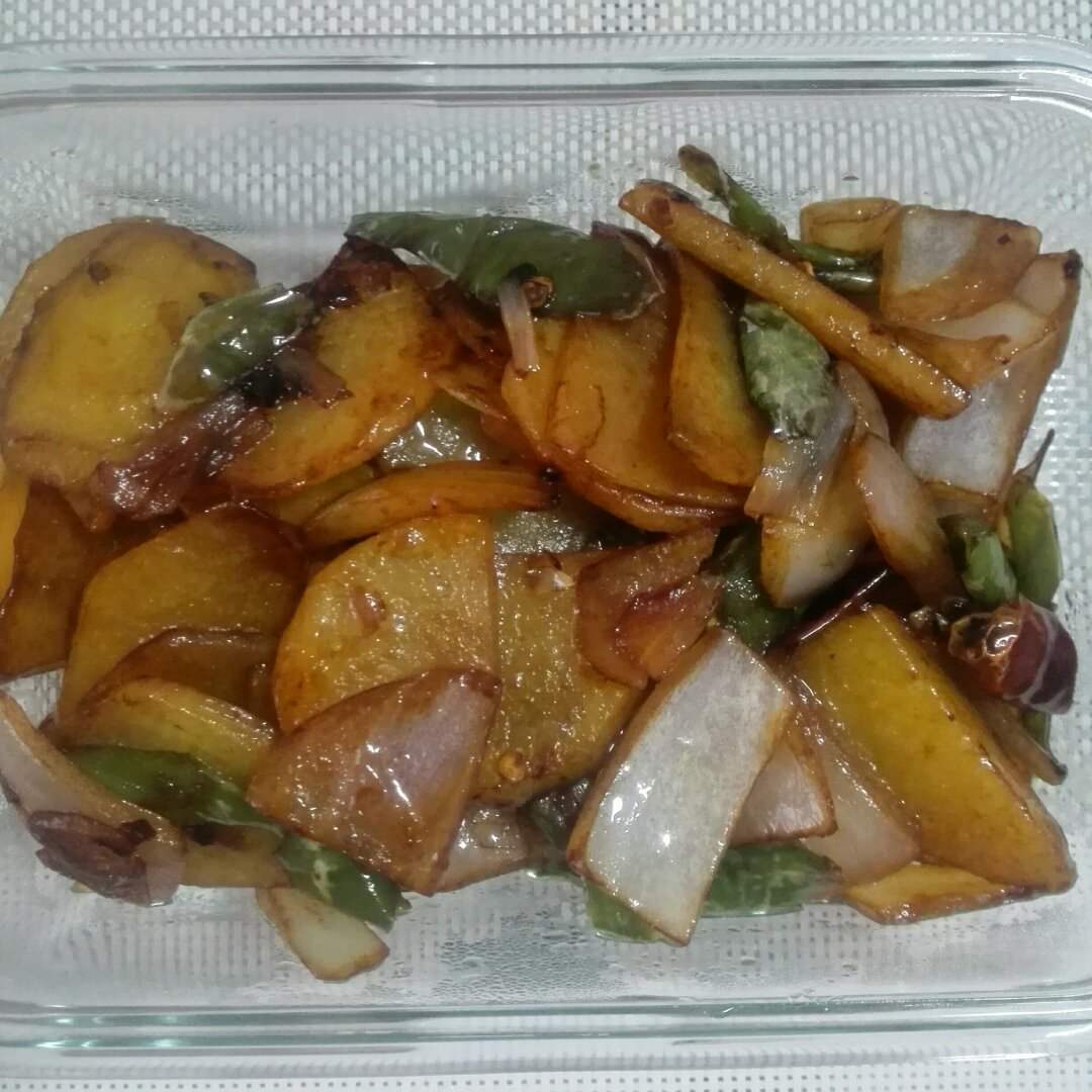 洋葱炒土豆