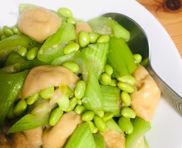 中餐52:  最爱的素菜--油面筋炒丝瓜青豆的做法
