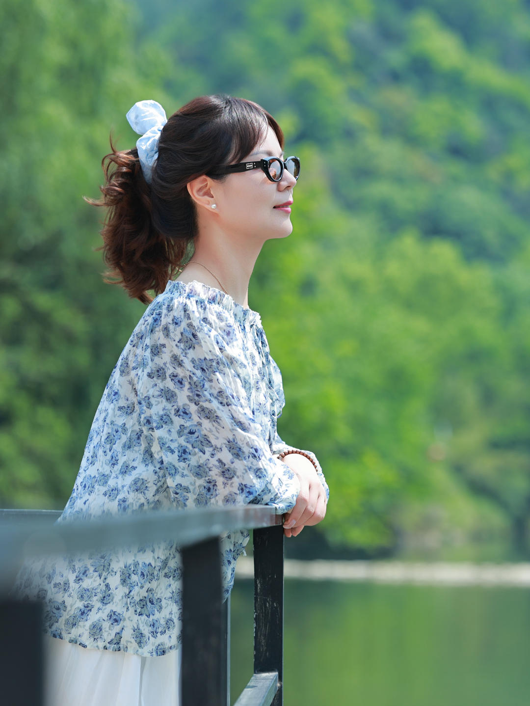 花头精贼透的波波