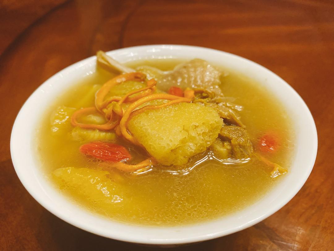 竹荪虫草花老鸭（鸡）汤的做法