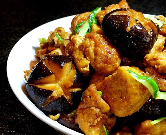 香菇腊肠烩豆腐的做法