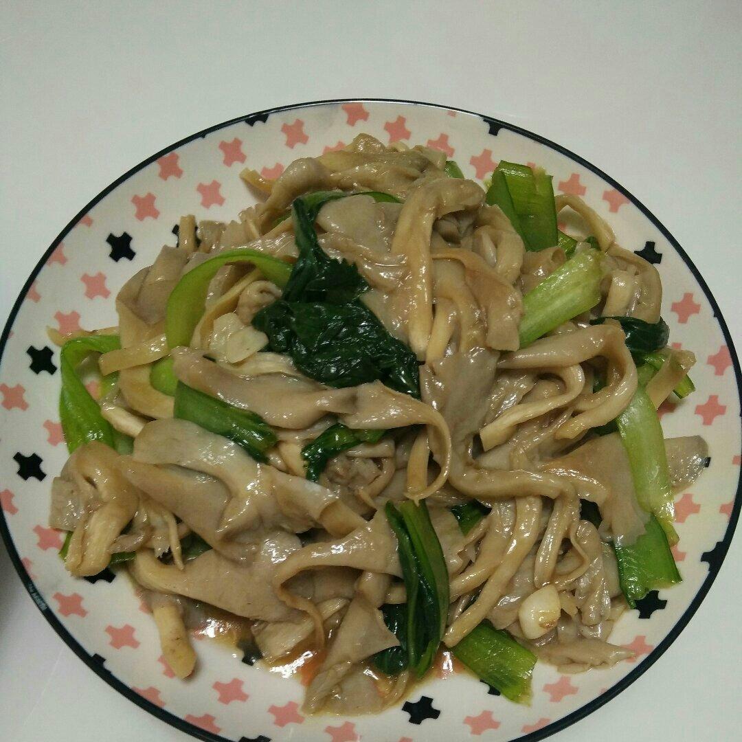 蘑菇炒青菜