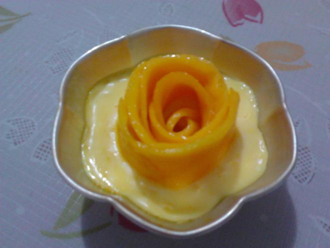 黄玫瑰芒果布丁的做法