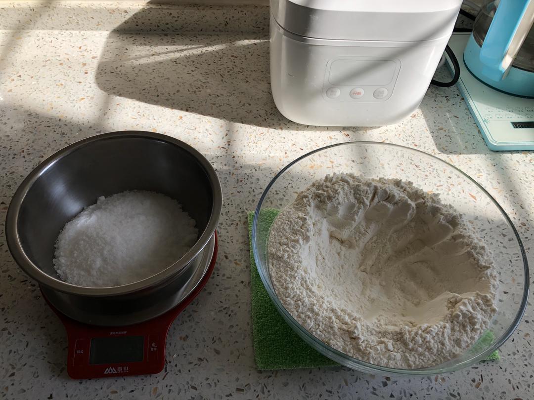 纯奶手撕吐司的做法 步骤1