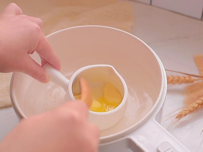 纯奶手撕吐司的做法 步骤1