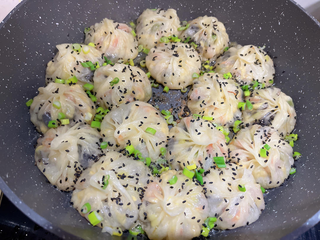 饺子皮生煎|马克西姆不粘锅