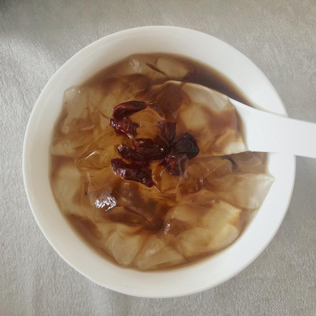 纯正的手工制造冰凉粉（传统红糖冰粉）