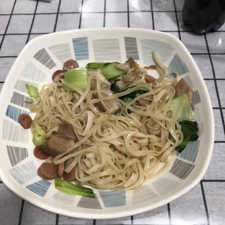 杂菜炒河粉