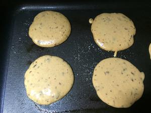 枣泥牛奶松饼（无糖无油版）的做法 步骤4