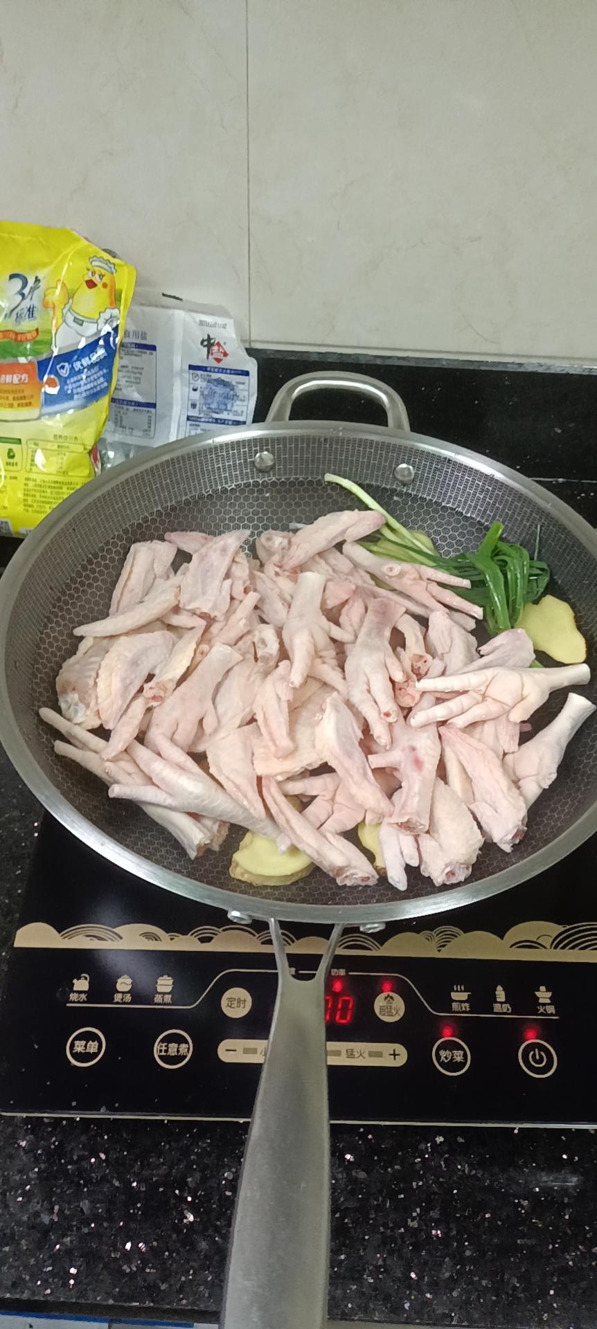 卤鸡爪鸡蛋豆干（简单易学）