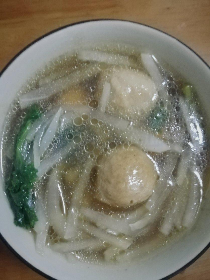 一碗清甜鲜美的萝卜丝肉丸汤