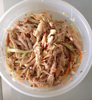 家常香嫩手撕鸡