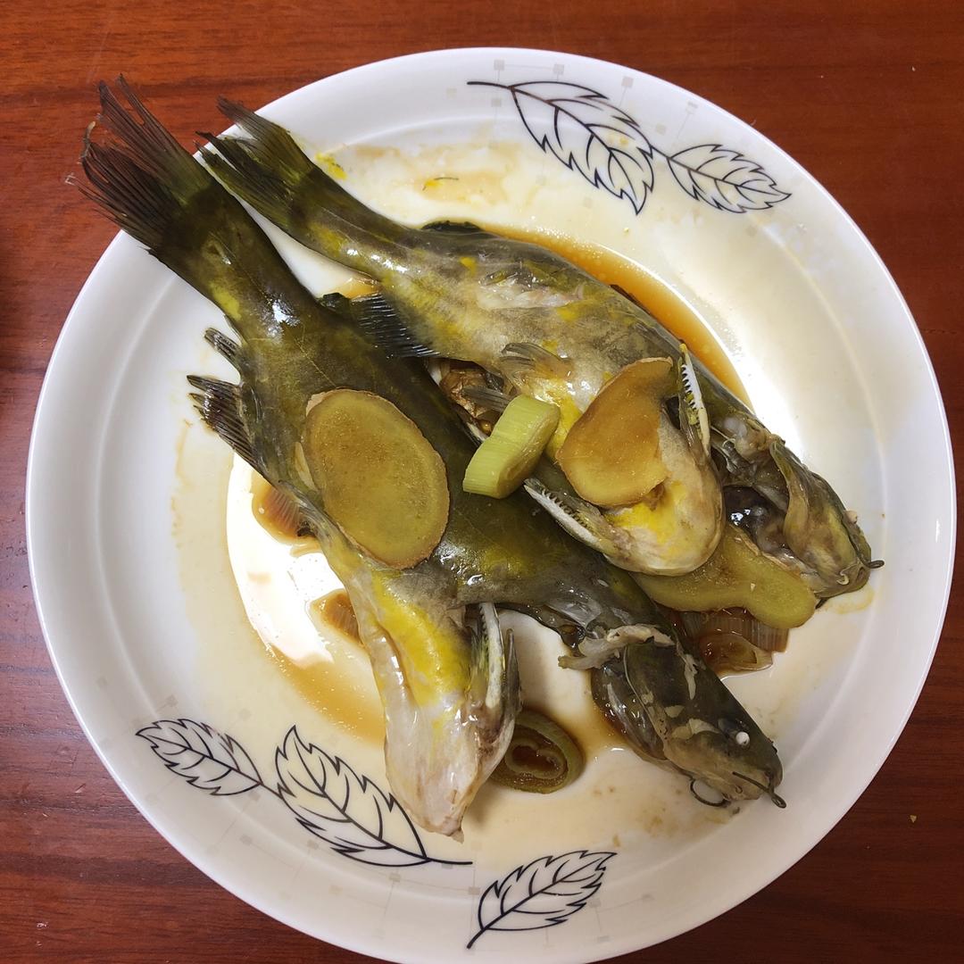 清蒸黄骨鱼