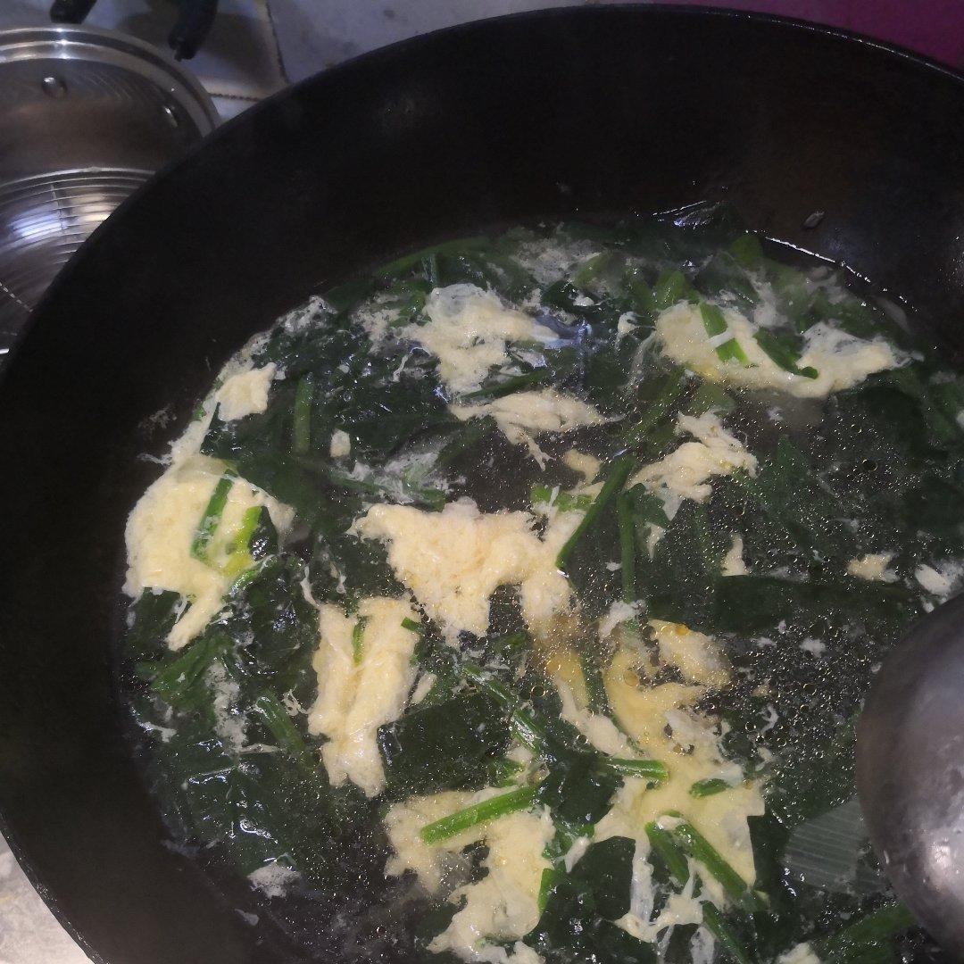 菠菜鸡蛋汤