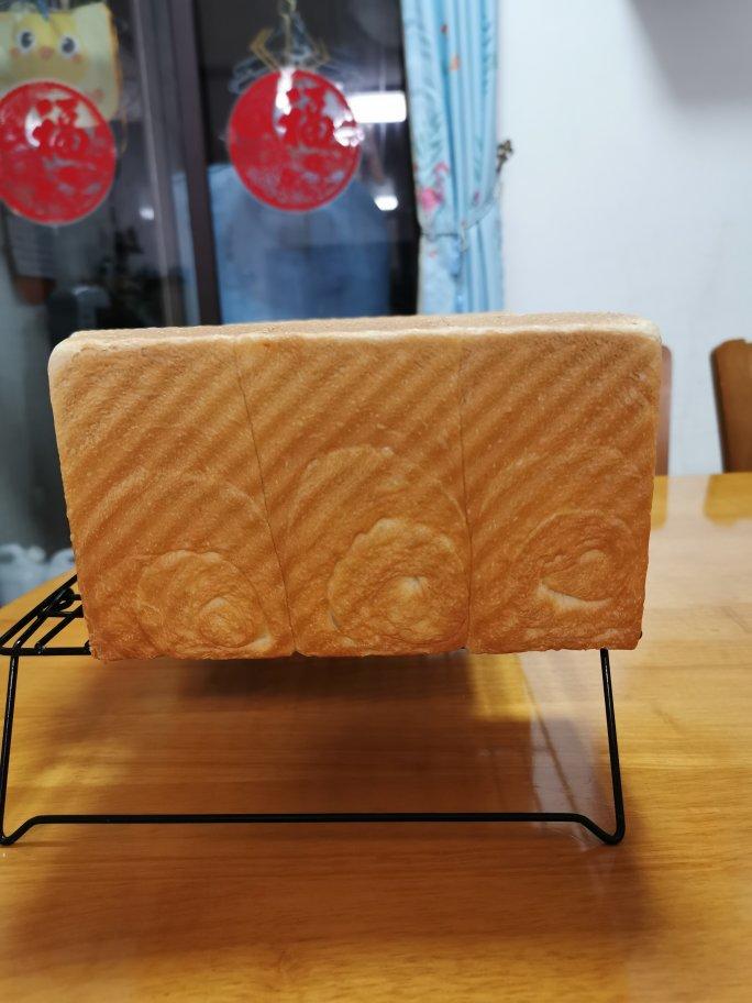 纯奶手撕吐司