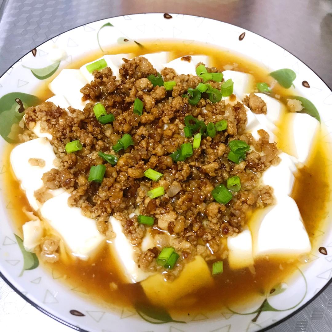 豆腐好吃又简单的做法，鲜嫩多汁，孩子一顿可以多吃1碗饭