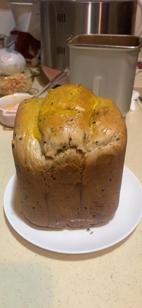 面包机做的芝麻葡萄干拉丝面包