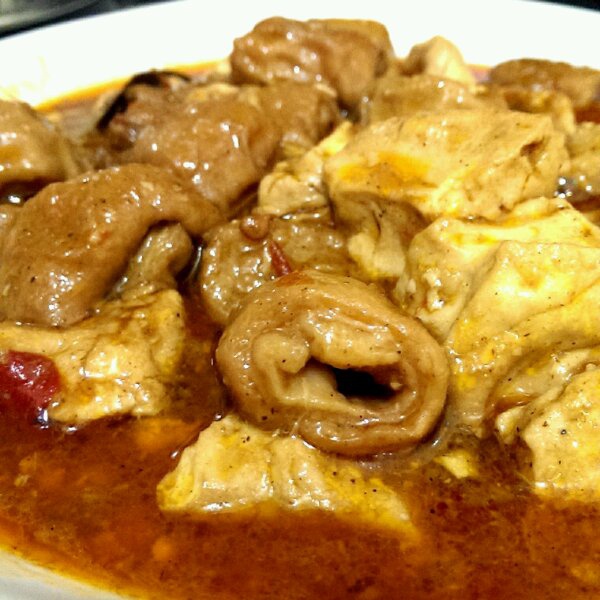 肥肠豆腐煲