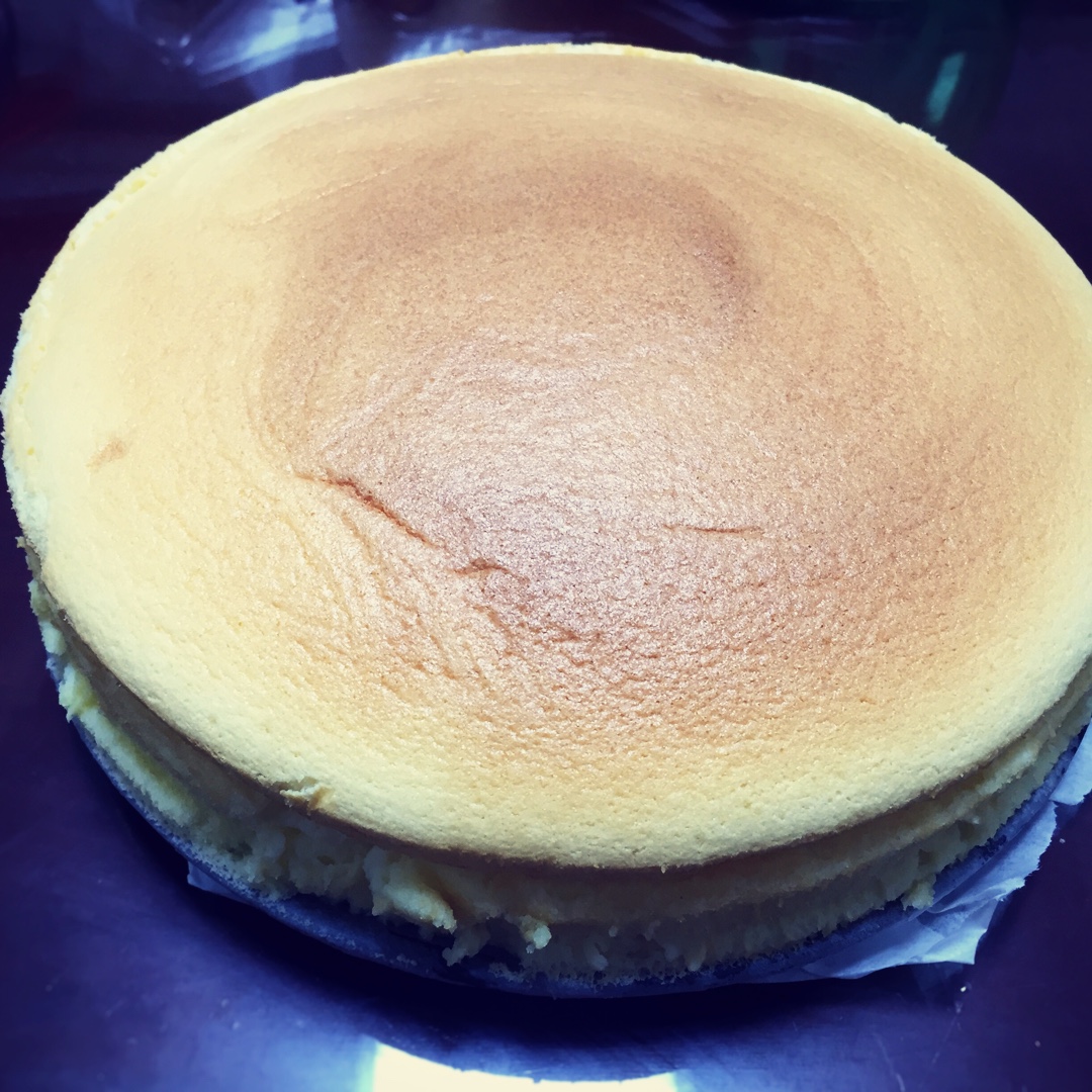 8寸轻乳酪蛋糕