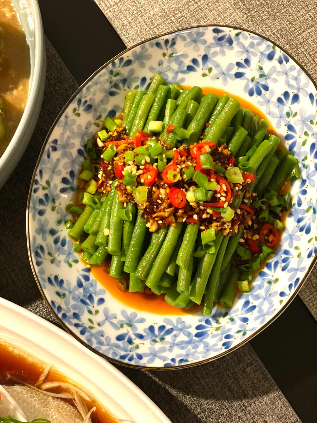 厨师长教你：“凉拌长豆角”的家常做法，夏天没食欲，很适合开胃