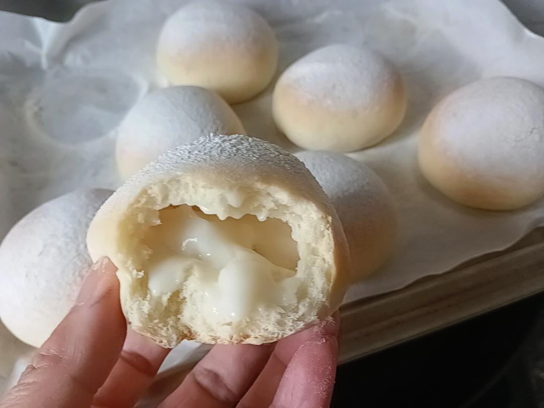 孩子最爱的酸奶馅小胖包