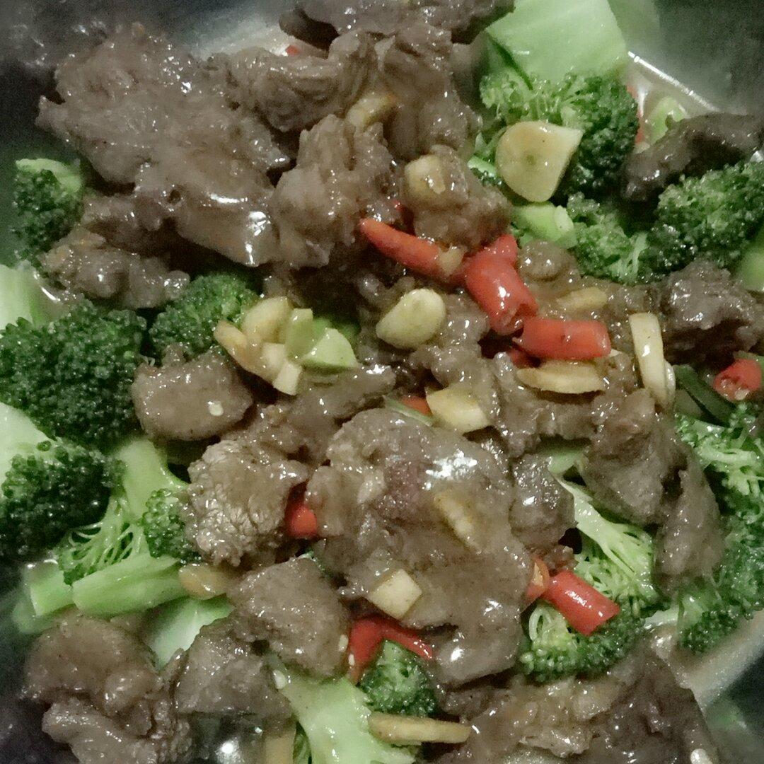 西兰花炒牛肉