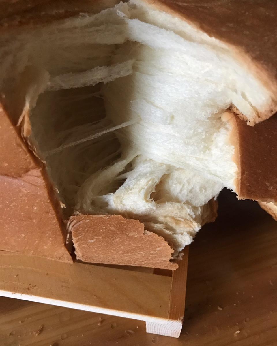 面包机做好次的软面包