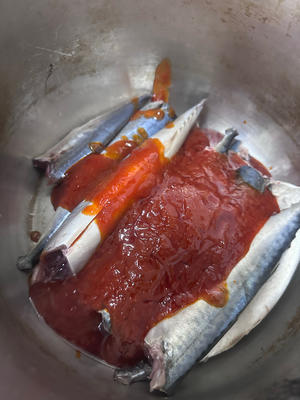 番茄鱼罐头的做法 步骤3