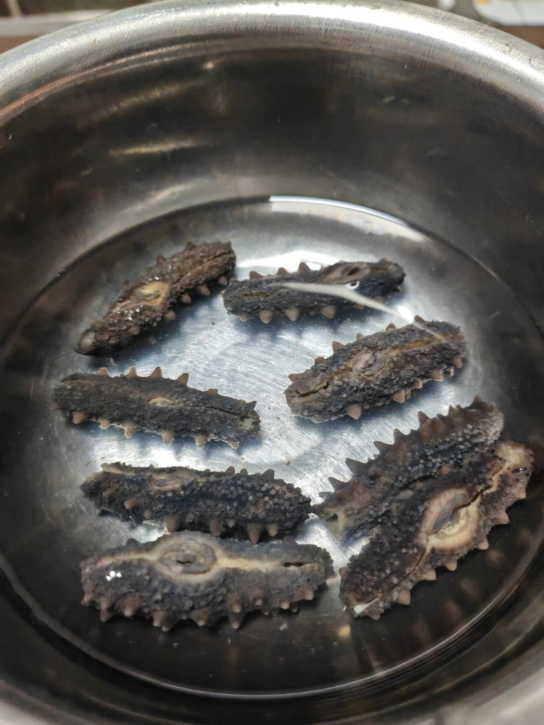 乌鸡红参元肉汤