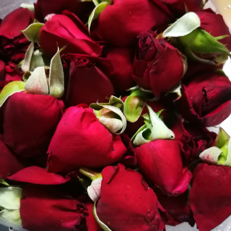 可食用玫瑰花瓣美食教程集锦-玫瑰糖玫瑰酱用途的做法