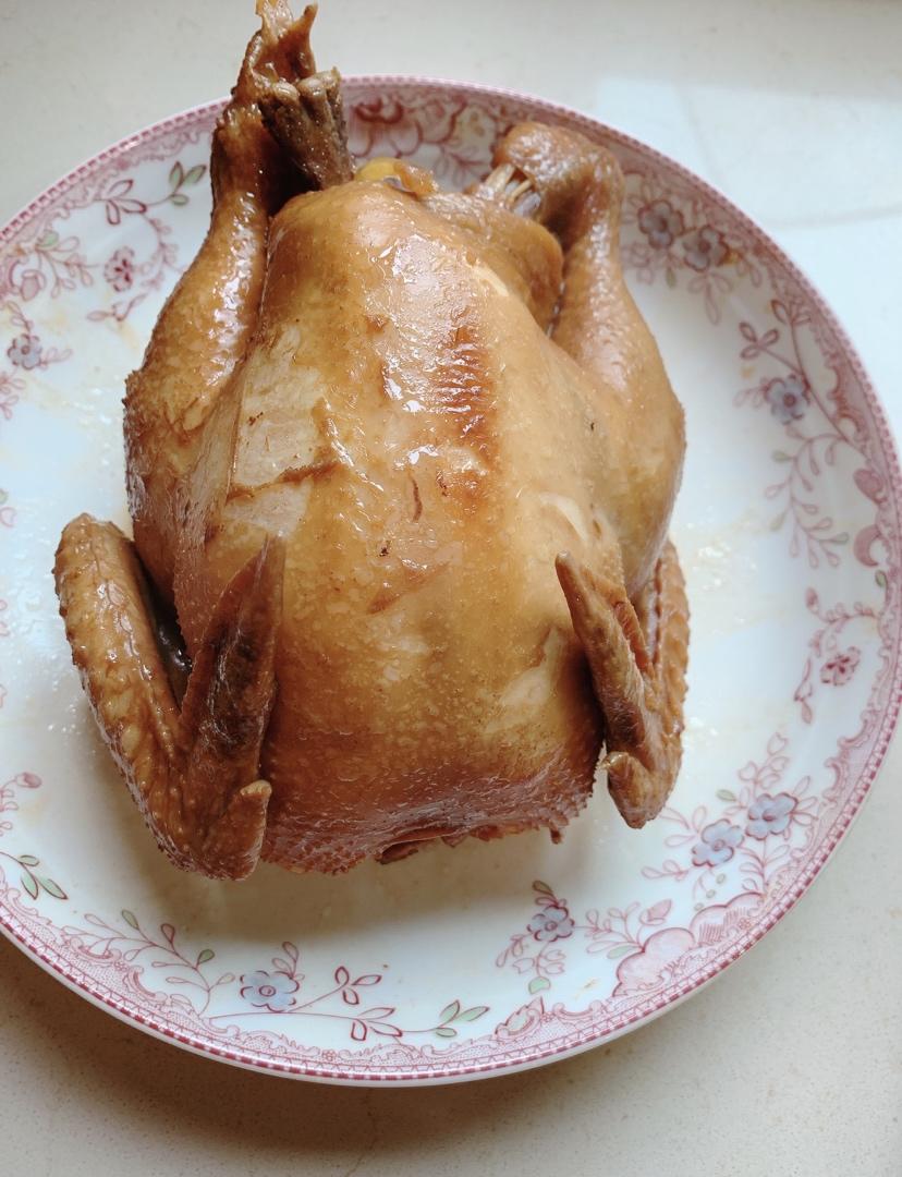 地道广式豉油鸡“浸熟法”，鸡皮滑爽肉质嫩