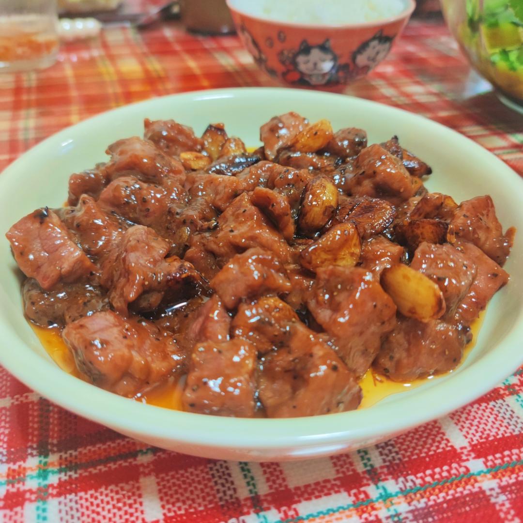 黑蒜子牛肉粒