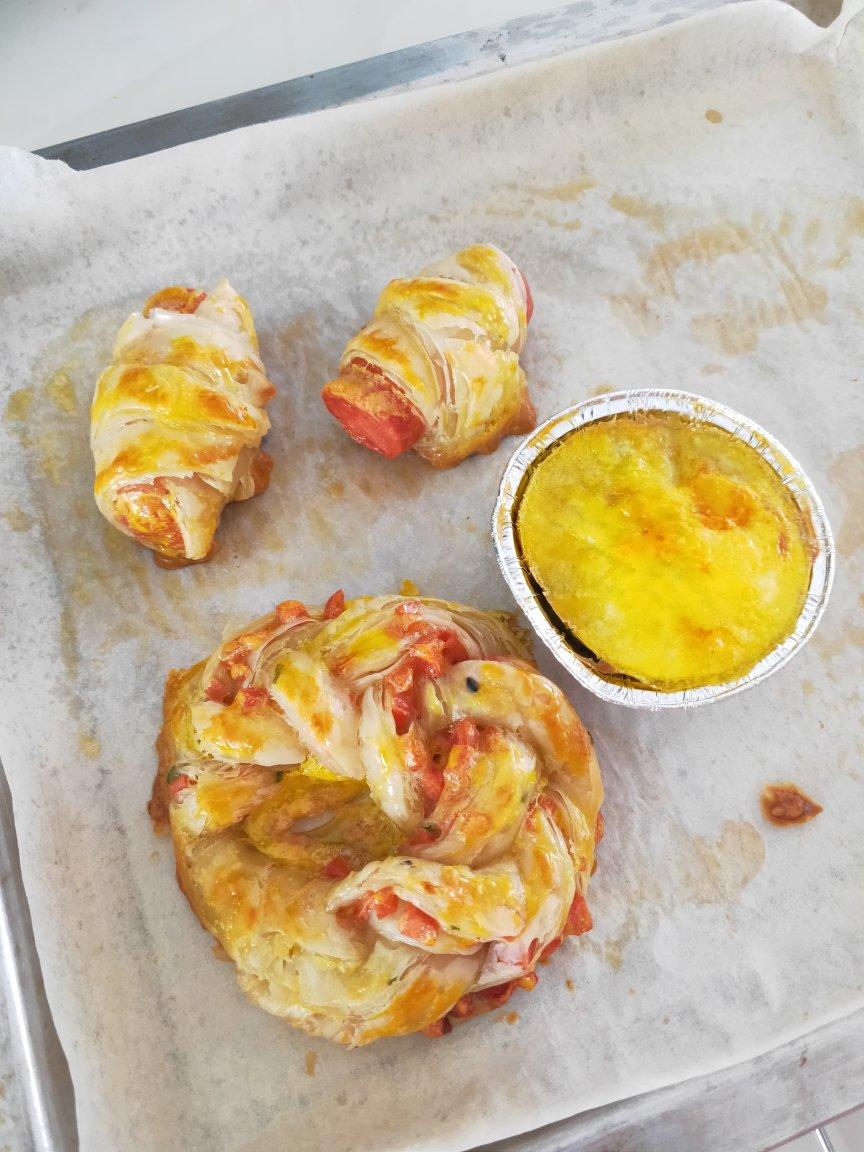 手抓饼裹香肠-烤箱版