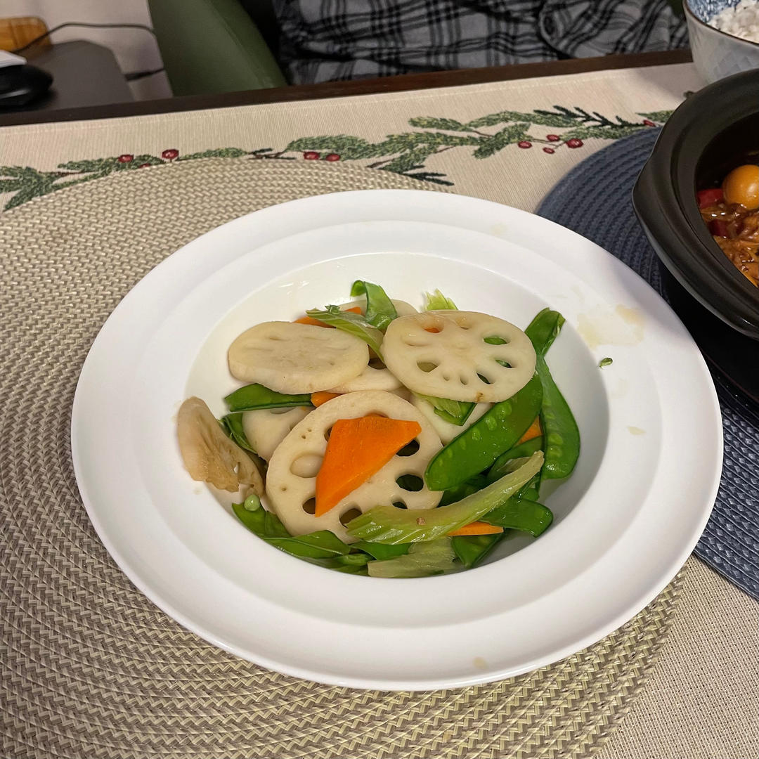 减脂家常荷塘小炒