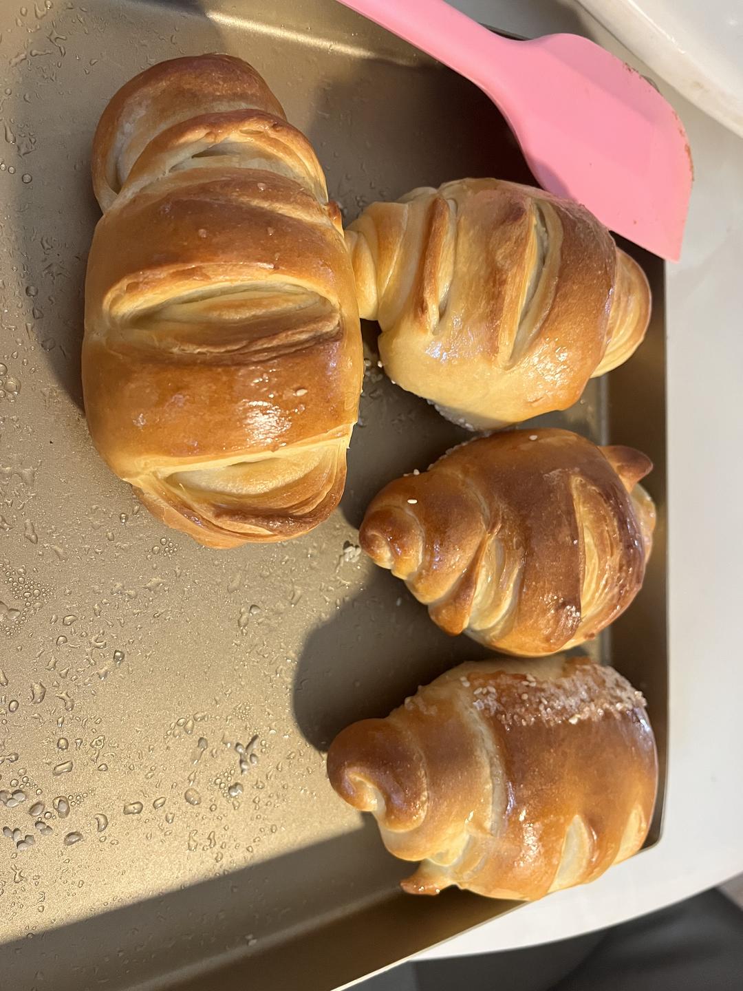 黄油可颂｜免开酥·少油版