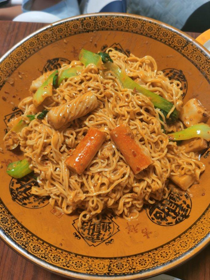 比麻辣烫好吃百倍！自制超过瘾巨解馋麻辣拌