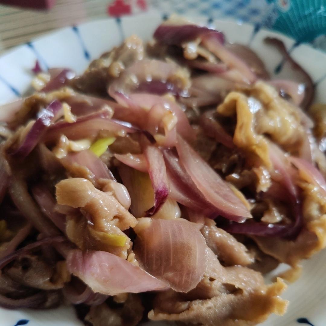 日式照烧肥牛                              模仿吉野家牛肉饭的牛肉版     自制家常照烧酱汁