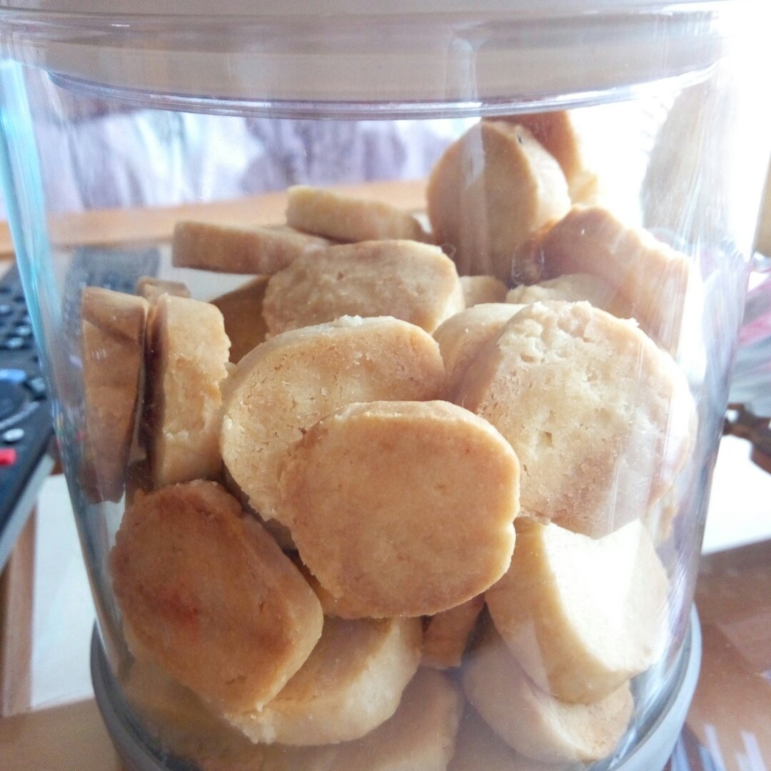 【炼乳脆饼•硬】非常简单的硬饼干