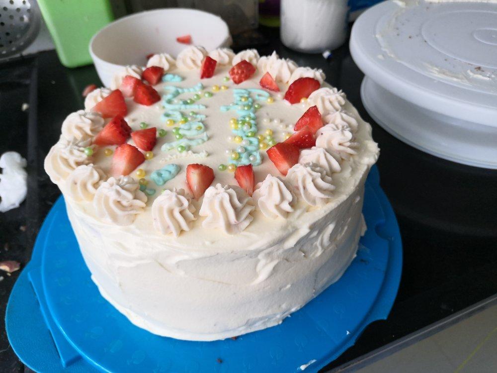 草莓蛋糕（自制草莓酱）