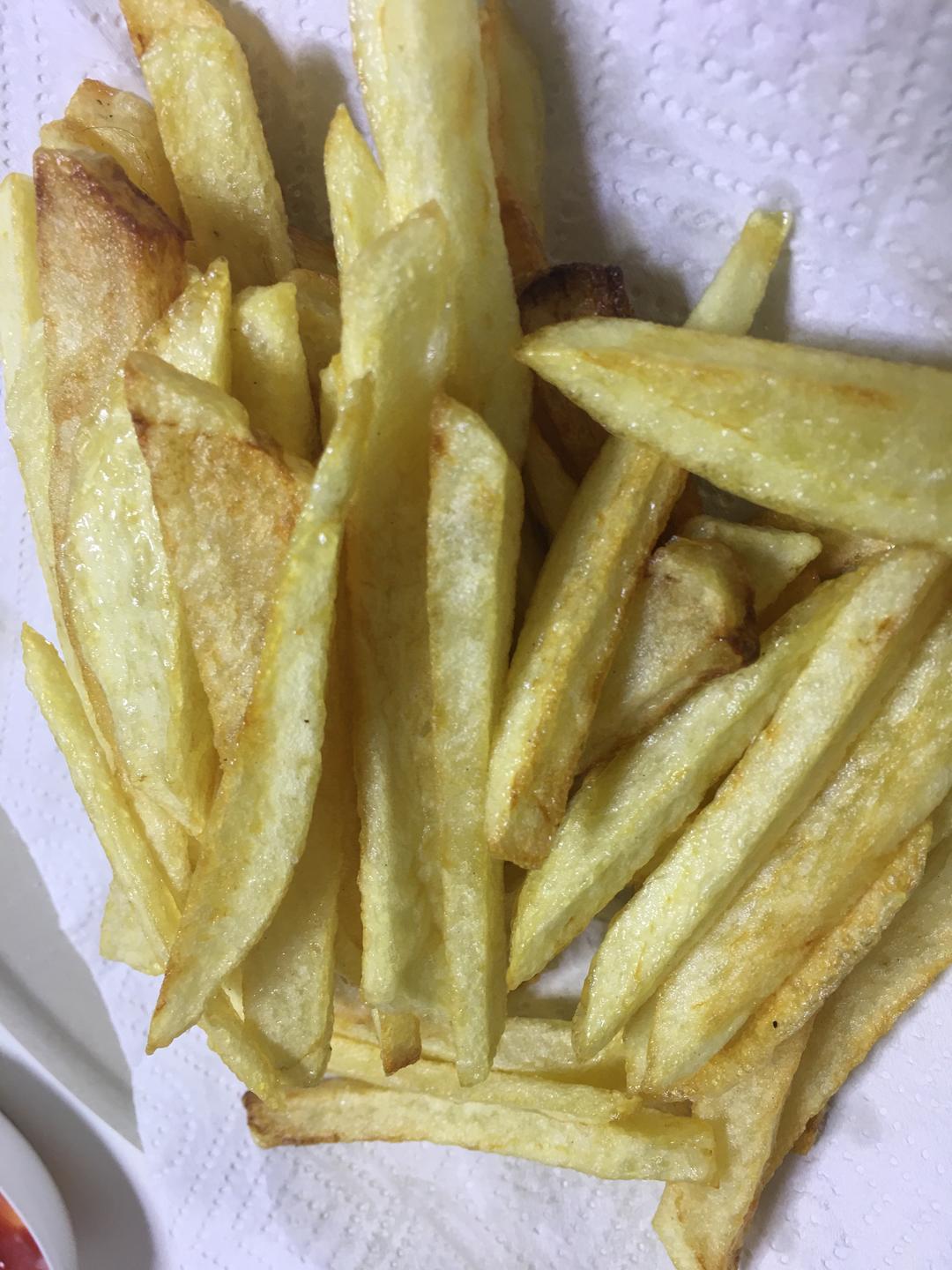 快手炸薯条🍟的做法 步骤3