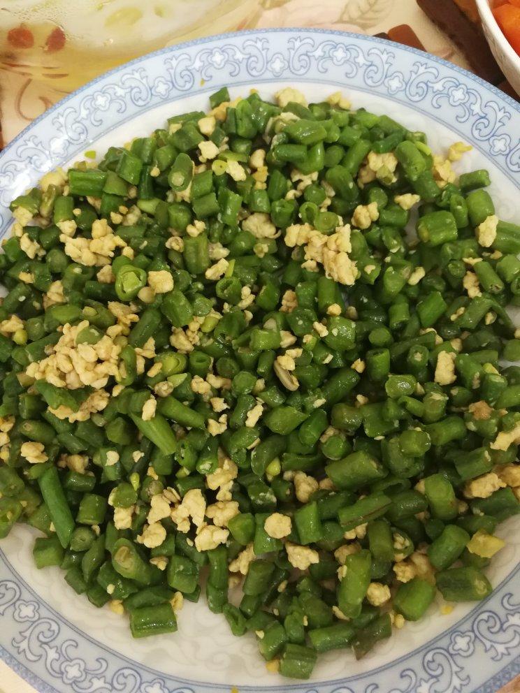 豆角炒鸡蛋