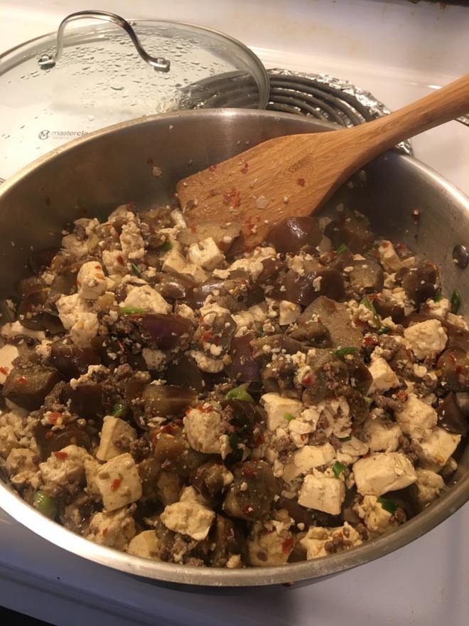 留学生健康超简单快速一次能做好几餐的便当菜——肉末茄子豆腐的做法