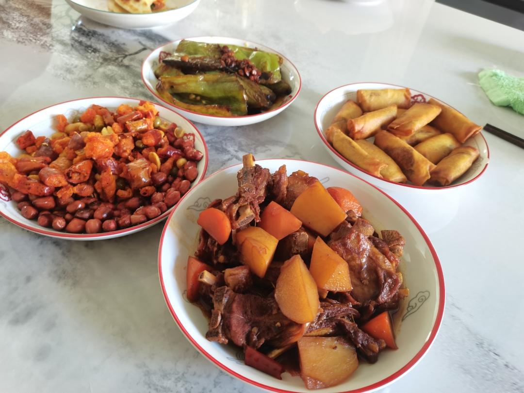 分享上周做的酱焖羊排